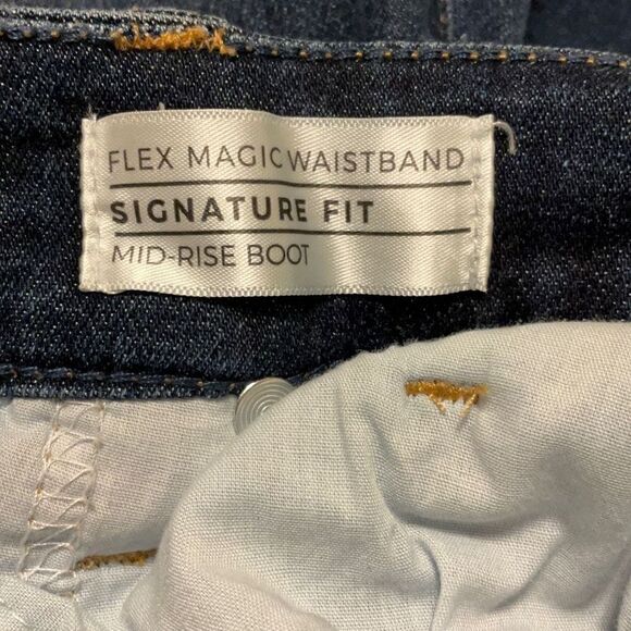 Lane Bryant Signature Fit Cozy Midrise Boot Cut Jeans, 16. NWT - Picture 13 of 15